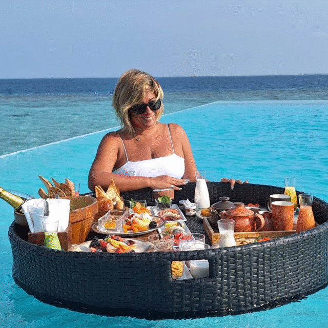 Café da Manhã no Hotel HERITANCE nas Maldivas